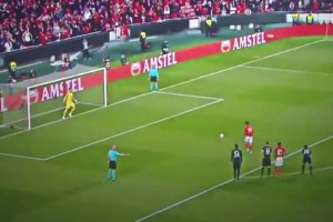 19年不止有阿諾德世紀(jì)角球，還有本菲卡橫空出世的金童菲利克斯