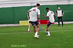 狂虐！看看莫拉塔在訓(xùn)練賽對(duì)亞馬爾做了什么？??