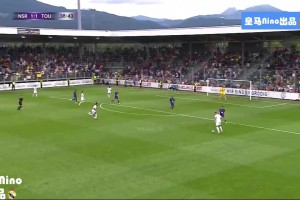 曼聯(lián)小小羅！40歲C羅絲滑花式連招秀麻了，但這一套累夠嗆??