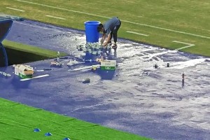 大連鯤城情緒失控連續(xù)三人染紅！現(xiàn)場和支云球員拳腳相向??