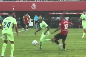 天賦拉滿！亞馬爾對陣馬洛卡展示什么是頂級盤帶