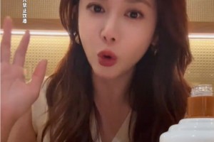 美娜：我和朱芳雨已約了個吃飯喝酒局 只是因?yàn)樾谐桃恢迸霾簧? >
                                        </div>
                                    </div>
                                    <div   id=