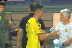 永久禁止入場！沖場C羅球迷：后悔花2999支持偽君子