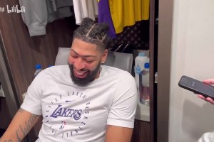 真敢說??濃眉曾調(diào)侃詹姆斯30+場數(shù)超喬丹：他多用了7個(gè)賽季