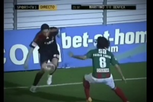 完全驚呆了！當(dāng)年迪馬利亞變態(tài)空中牛尾巴??