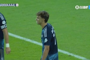 降維打擊！菲利克斯破門上演帽子戲法！主裁示意皮球已過門線！