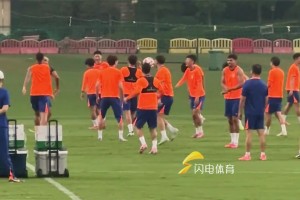 山東泰山賽前訓(xùn)練爆笑瞬間！克雷桑：小小心靈居然承受了兩次傷害