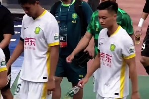 恥辱退場！實拍：國安眾將遭六球血洗賽后又遭泰山球迷撒鹽??