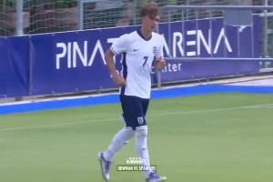 15歲道曼vs西班牙U19集錦遭批：只想表現(xiàn)自己，踢球太獨會害了他