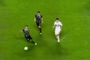 奧斯卡在中超學(xué)到真東西了??