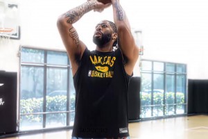 架海紫金梁！濃眉這身材放古代也是個威震一方的將領(lǐng)??！