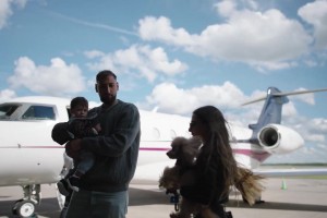 歐冠門神他來了！多納魯馬抵達曼城！和瓜帥擁抱&完成訓練！