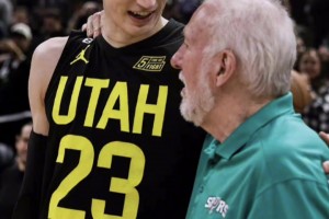 阿聯(lián)當(dāng)年有沒機會發(fā)展成像馬爾卡寧這樣？楊毅：沒機會，馬爾卡寧突投都很強