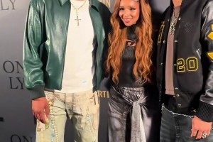 CC這是胖了？康寧漢姆和魔仙哥一起出席在紐約的活動(dòng)