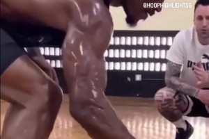 大魔王！球迷惡搞：你們休賽期隨便訓練，約老師的狂歡還沒結束！