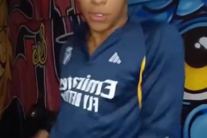 就是本人！博主吉林姆巴佩這簡直像姆巴佩和維尼修斯合體版??