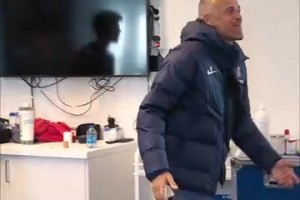 能長久嗎？家人反感亞馬爾女友，但本人堅(jiān)持與其戀愛！