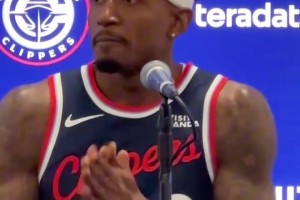 上季得分王+MVP+FMVP！亞歷山大拍攝新賽季定妝照