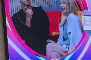 兩人在一起了？曹巖與網(wǎng)紅大鵝去看全運會， 被KissCam拍到??