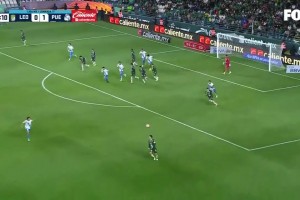 太帥了??！J羅墨甲這腳長(zhǎng)傳助攻寫(xiě)意又銷(xiāo)魂