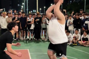 “頂級控球厚衛(wèi)”！愛吃漢堡和炸雞！長期下去膝蓋會磨損受傷？