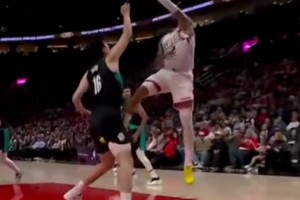 韋德此前：楊瀚森天賦讓我想起前隊友王治郅！大郅打球也很聰明！