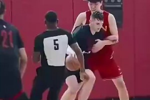 太猛了！此前中國男籃和開拓者內(nèi)部賽，克林根和楊瀚森直接對位！