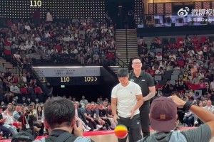 隔行如隔山！蘇炳添罰球罰出離譜三不沾，把易建聯(lián)給整笑了！